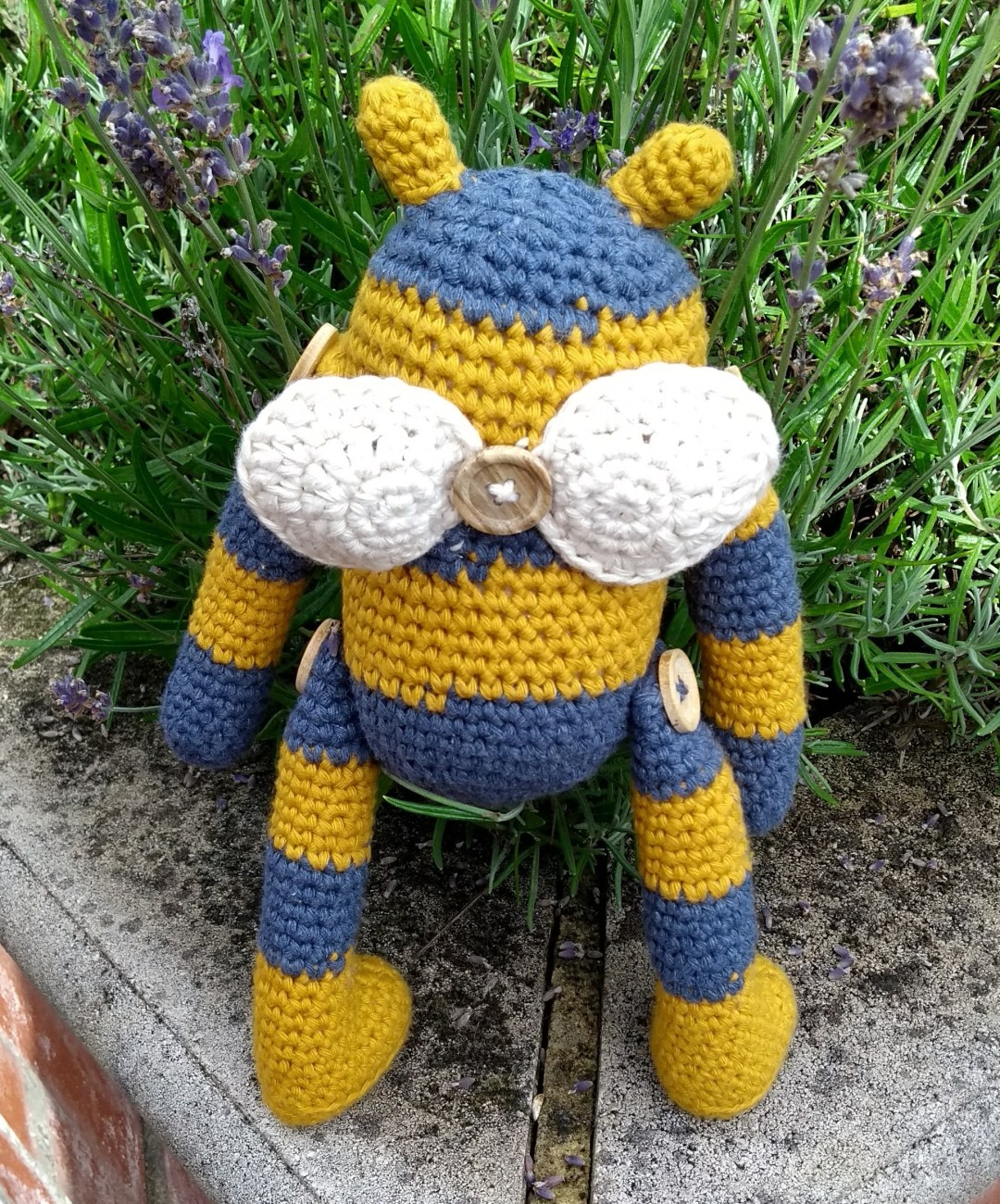 Bumble Bee - Crochet Pattern